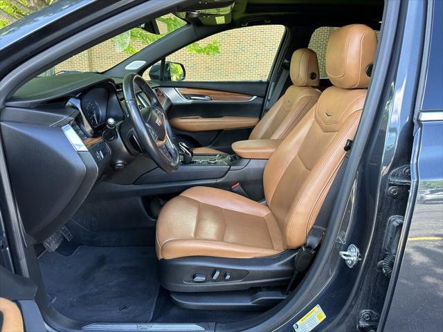 used 2023 Cadillac XT5 car, priced at $31,495