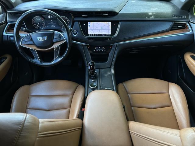 used 2023 Cadillac XT5 car, priced at $31,495