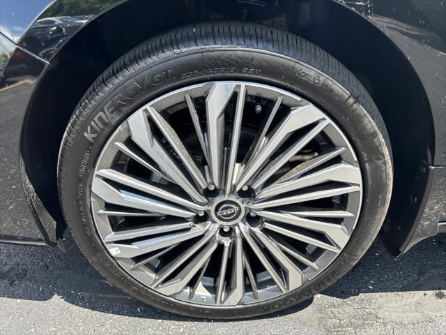 new 2025 Nissan Altima car, priced at $35,058