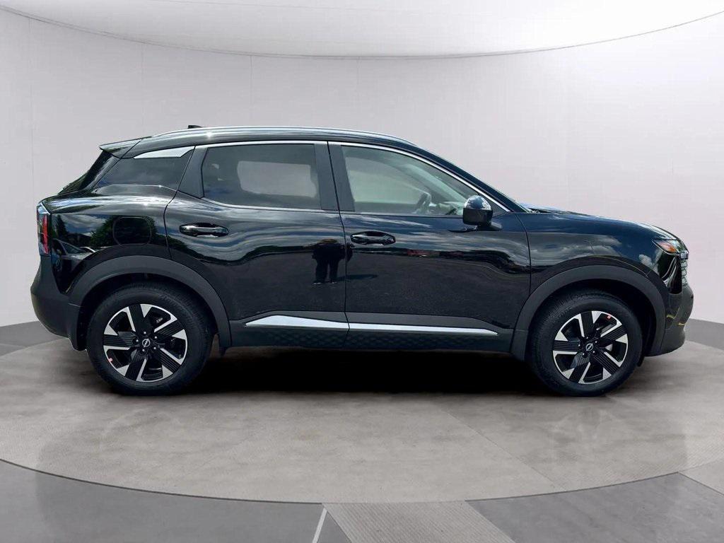 new 2025 Nissan Kicks car, priced at $27,784