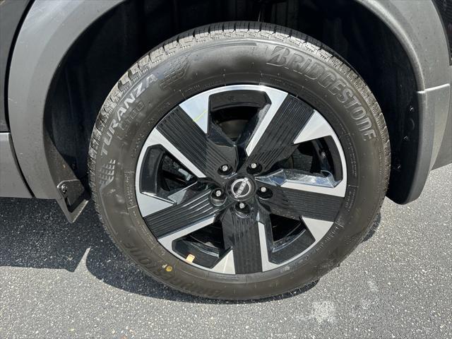 new 2025 Nissan Kicks car, priced at $28,065