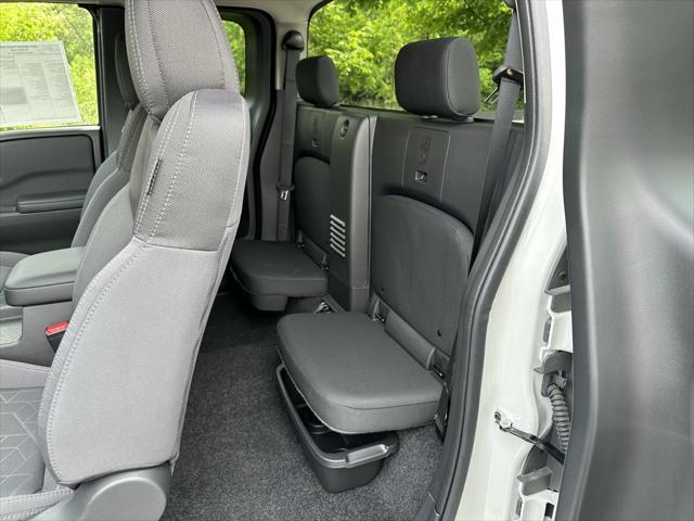 new 2025 Nissan Frontier car, priced at $33,178