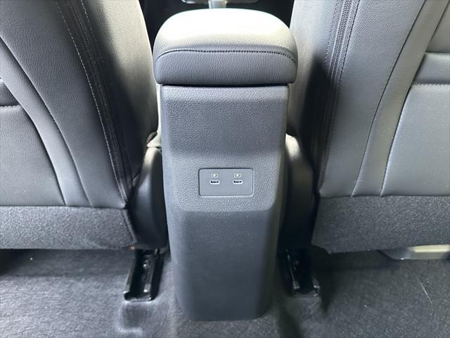 new 2025 Nissan Kicks car, priced at $31,947