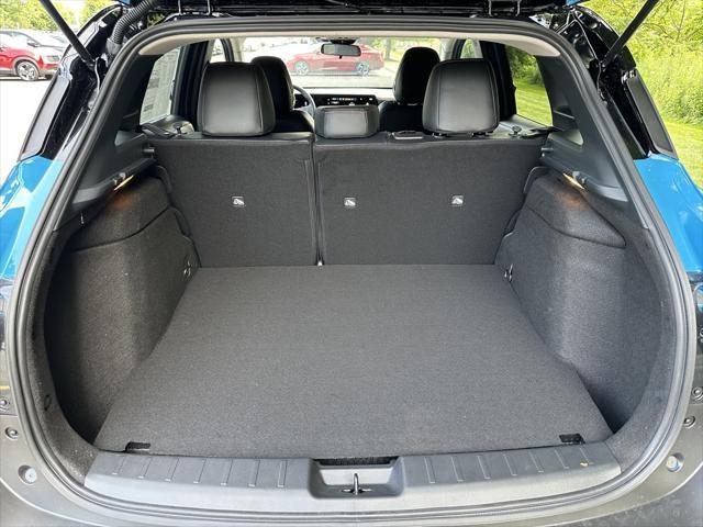 new 2025 Nissan Kicks car, priced at $31,947