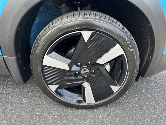 new 2025 Nissan Kicks car, priced at $31,947