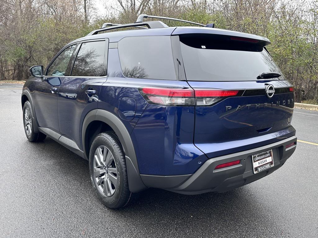 new 2025 Nissan Pathfinder car, priced at $35,381