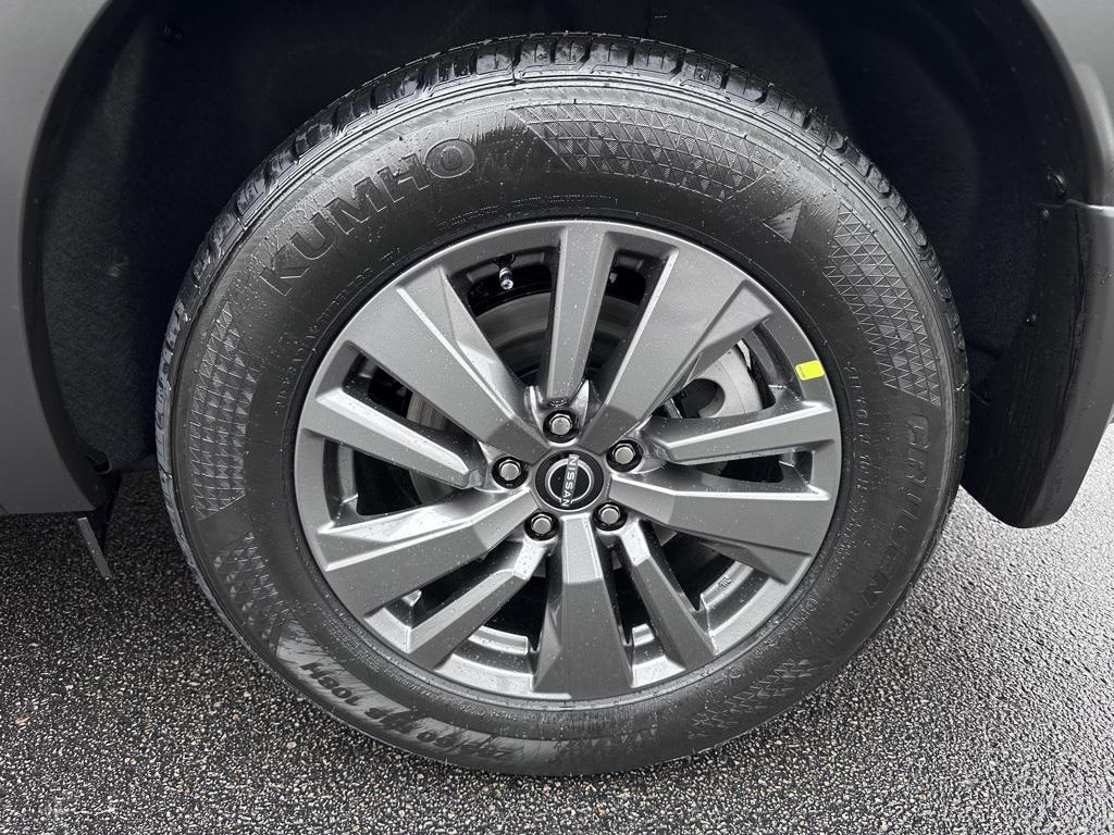 new 2025 Nissan Pathfinder car, priced at $35,381