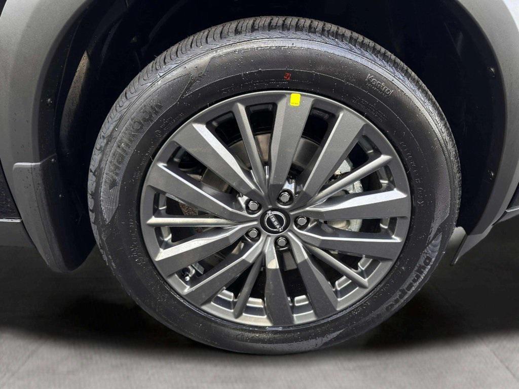 new 2025 Nissan Pathfinder car, priced at $40,896