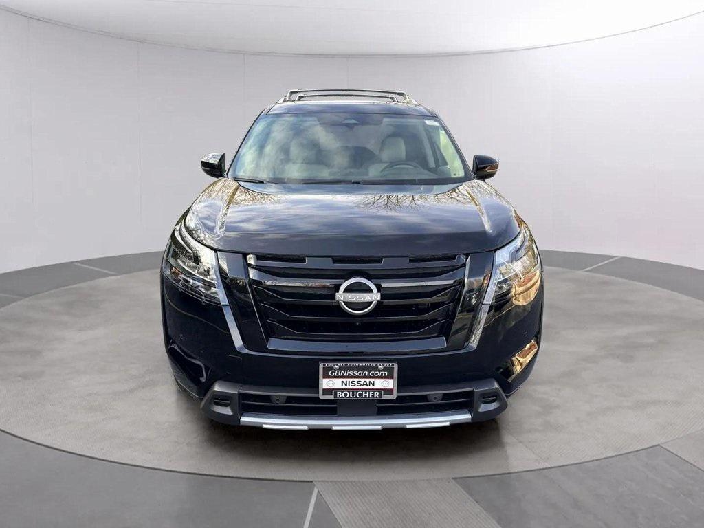 new 2025 Nissan Pathfinder car, priced at $40,896
