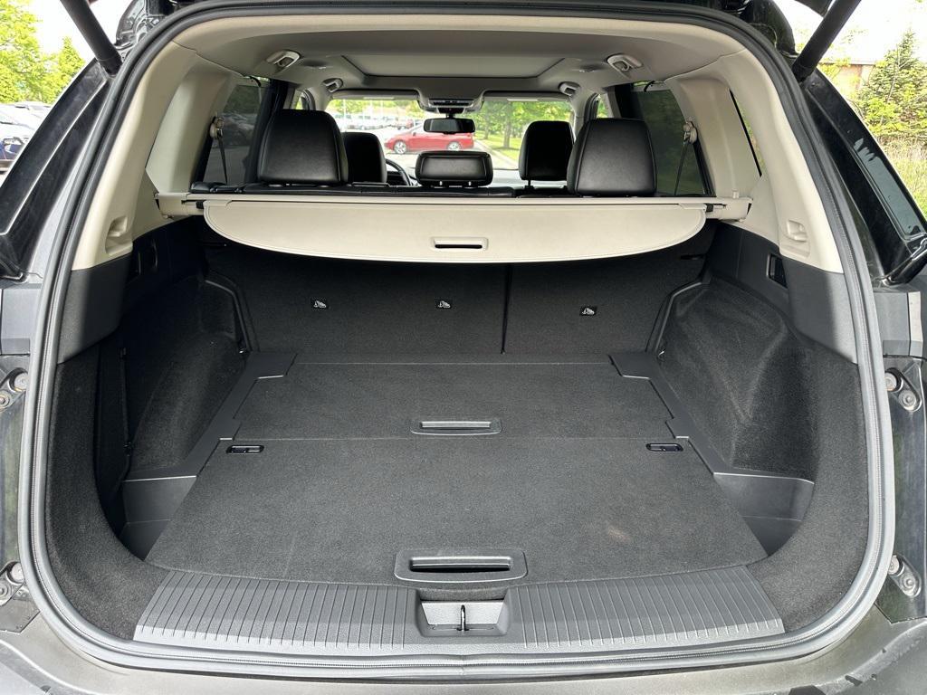 used 2021 Nissan Rogue car, priced at $26,395