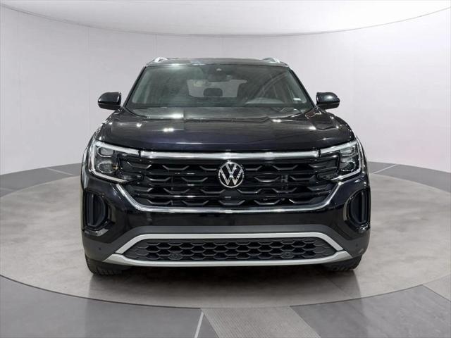 used 2024 Volkswagen Atlas Cross Sport car, priced at $35,895