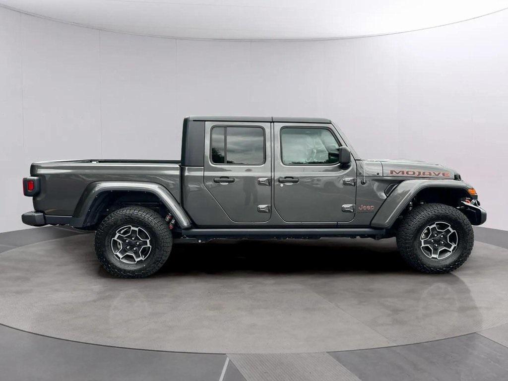 used 2022 Jeep Gladiator car, priced at $41,495