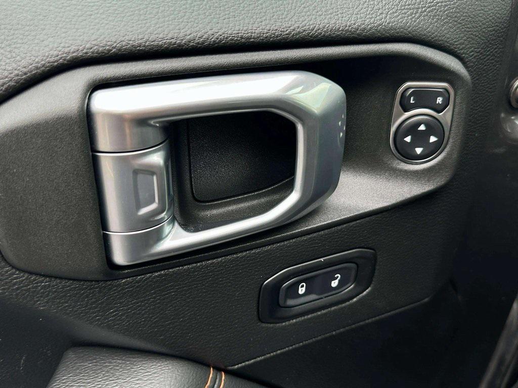 used 2022 Jeep Gladiator car, priced at $41,495