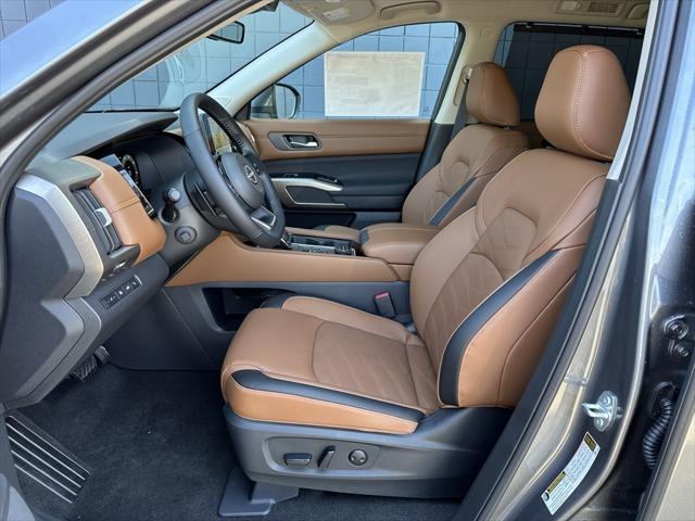 new 2025 Nissan Pathfinder car, priced at $50,465
