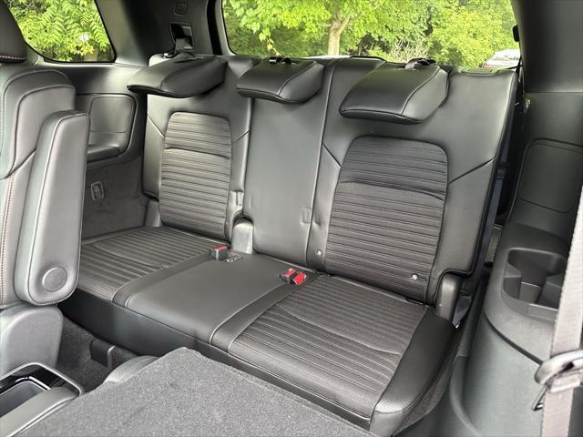 new 2025 Nissan Pathfinder car, priced at $43,527