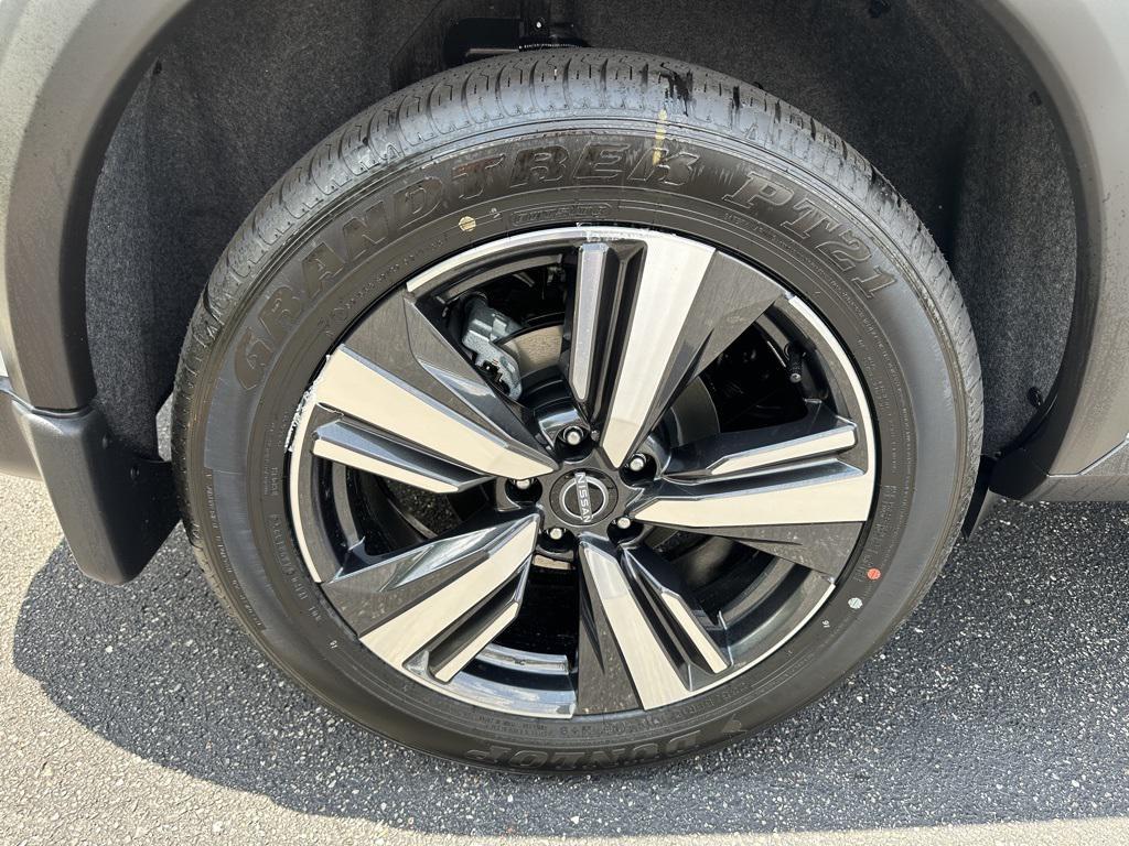 new 2025 Nissan Rogue car, priced at $40,059