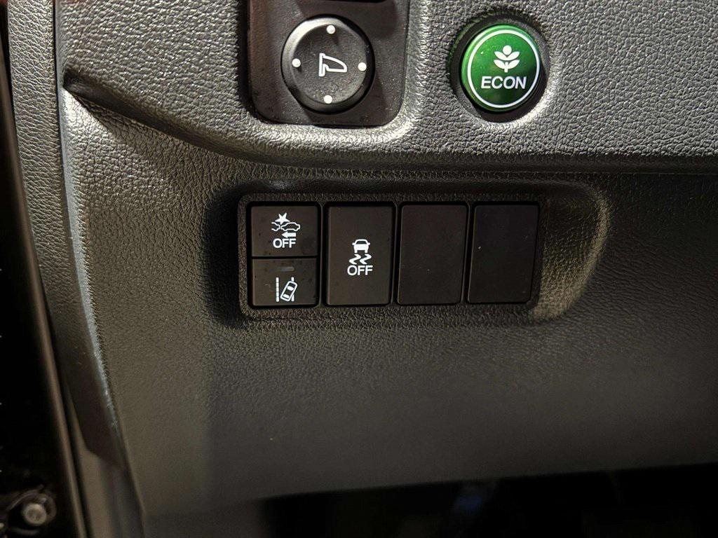 used 2022 Honda Pilot car, priced at $31,995