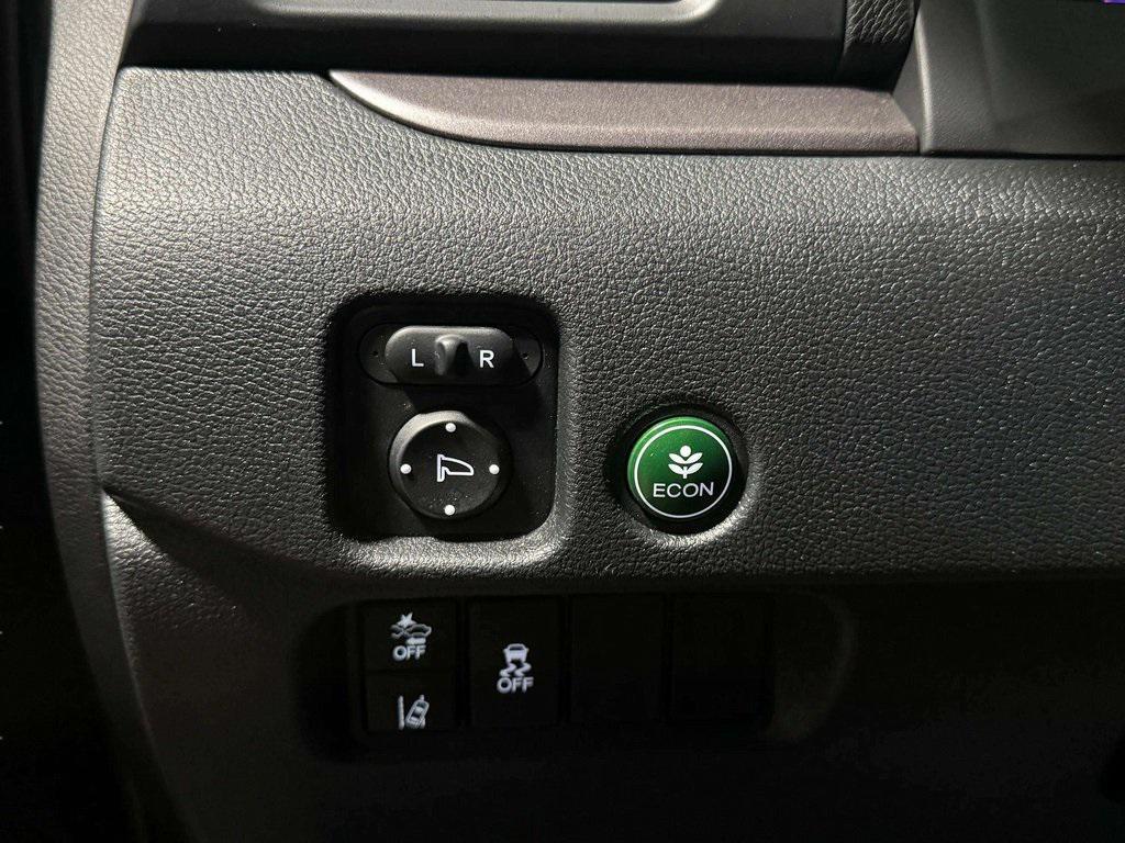 used 2022 Honda Pilot car, priced at $31,995