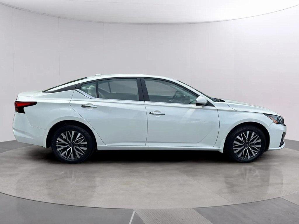 new 2025 Nissan Altima car, priced at $31,108