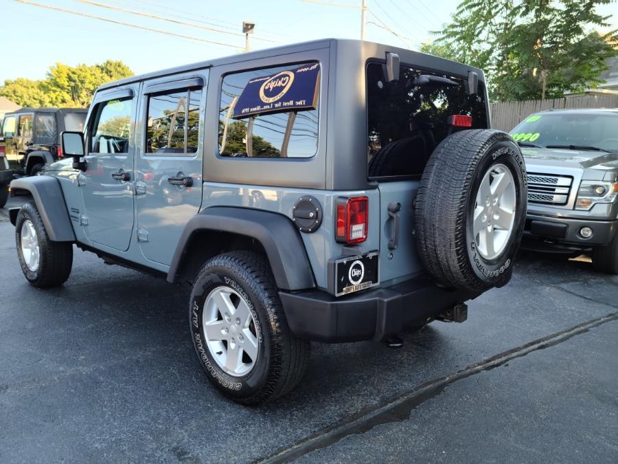 used 2015 Jeep Wrangler Unlimited car, priced at $17,990