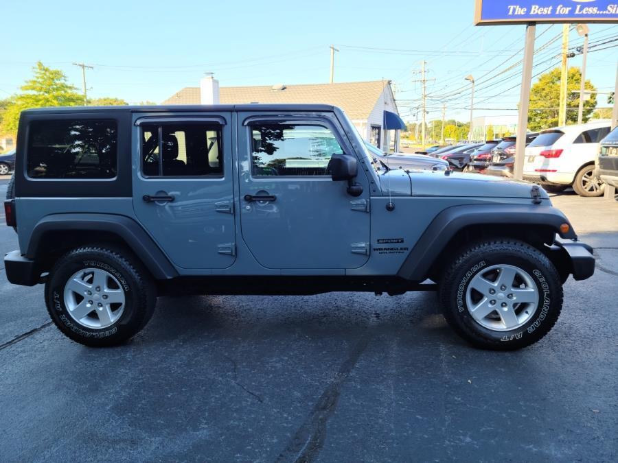 used 2015 Jeep Wrangler Unlimited car, priced at $17,990