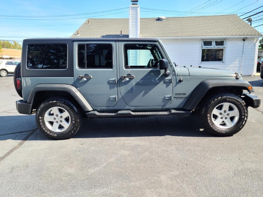 used 2015 Jeep Wrangler Unlimited car, priced at $18,990