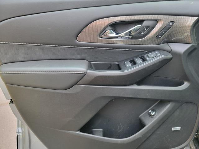 used 2023 Chevrolet Traverse car, priced at $42,310