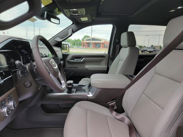 new 2025 GMC Sierra 1500 car, priced at $56,630
