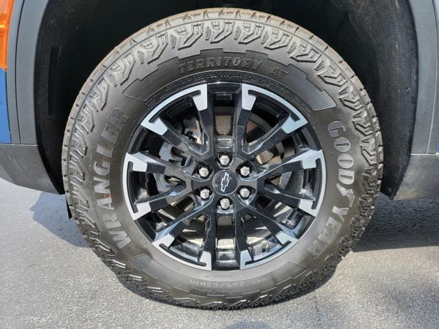 used 2024 Chevrolet Traverse car, priced at $49,948