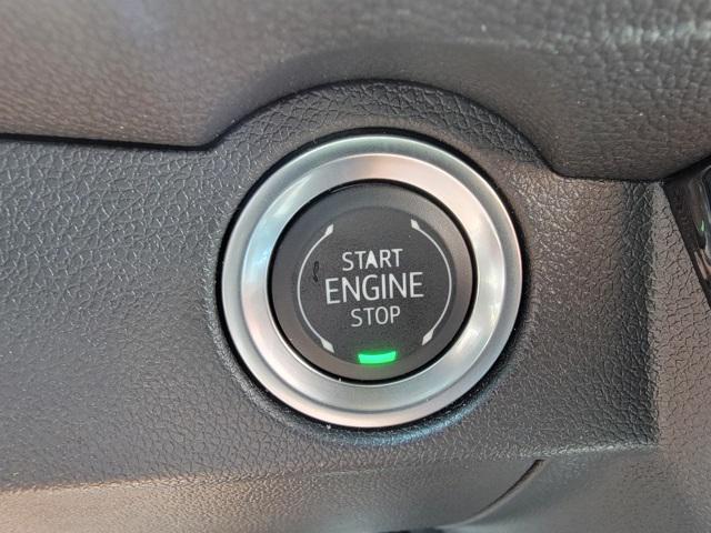 used 2024 Chevrolet Traverse car, priced at $49,948