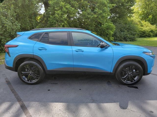 new 2025 Chevrolet Trax car, priced at $26,807