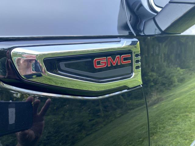 new 2025 GMC Yukon XL car, priced at $78,260