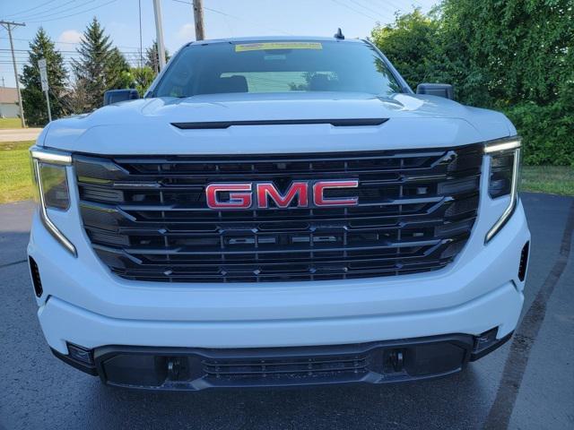 new 2025 GMC Sierra 1500 car, priced at $42,495