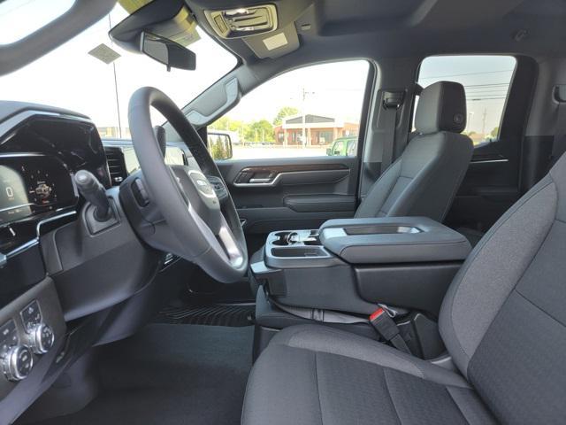 new 2025 GMC Sierra 1500 car, priced at $42,495