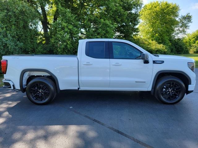 new 2025 GMC Sierra 1500 car, priced at $42,495