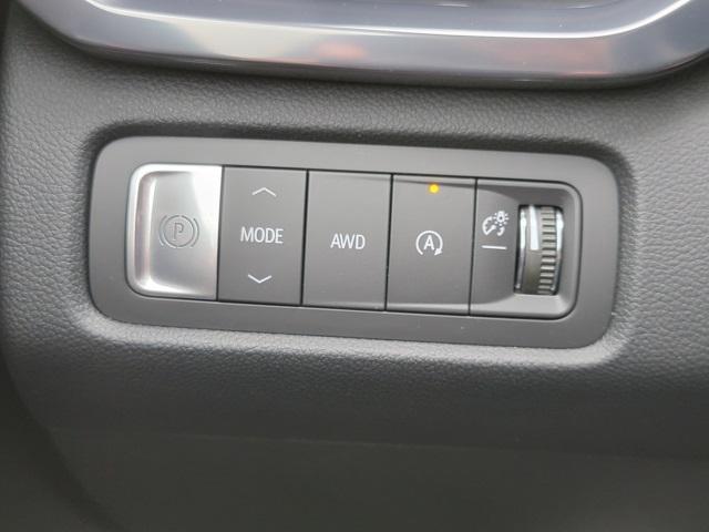 new 2025 GMC Acadia car, priced at $51,576