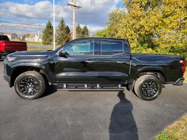 new 2026 Chevrolet Colorado car, priced at $34,990