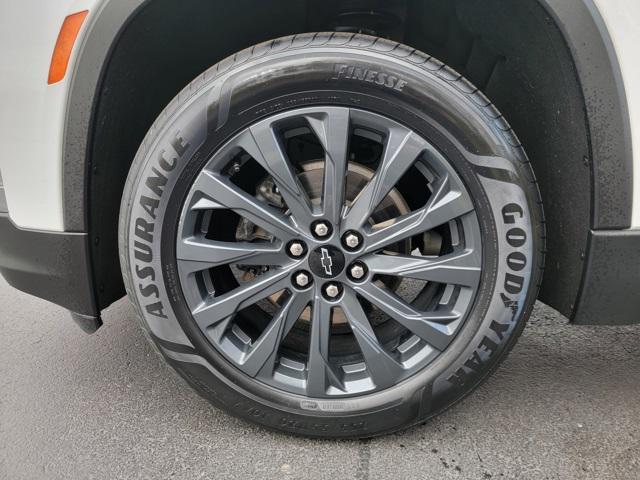 used 2023 Chevrolet Traverse car, priced at $32,925
