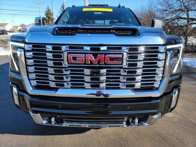 new 2025 GMC Sierra 2500 car, priced at $75,006