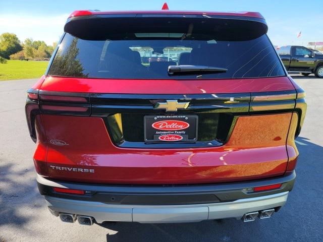 new 2026 Chevrolet Traverse car, priced at $44,115