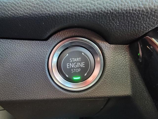 new 2026 Chevrolet Traverse car, priced at $44,115