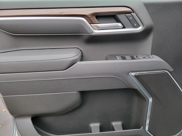 new 2026 Chevrolet Silverado 1500 car, priced at $46,295