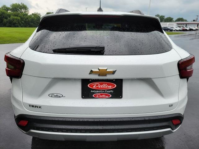 used 2024 Chevrolet Trax car, priced at $22,576