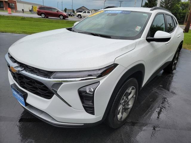 used 2024 Chevrolet Trax car, priced at $22,576