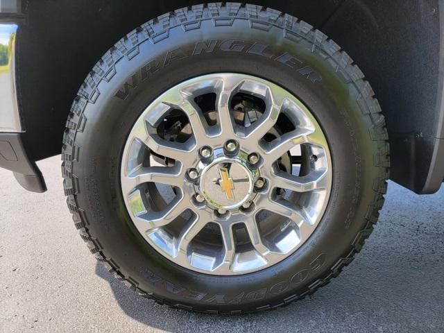 used 2025 Chevrolet Silverado 3500 car, priced at $69,554