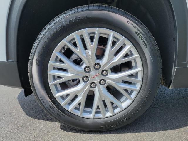 new 2025 GMC Acadia car, priced at $45,880