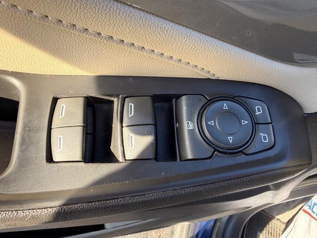 used 2022 Chevrolet Traverse car, priced at $25,938