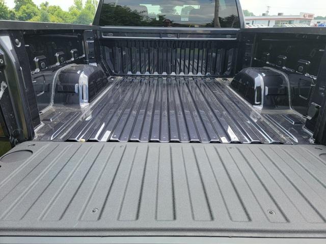 new 2025 GMC Sierra 1500 car, priced at $45,590