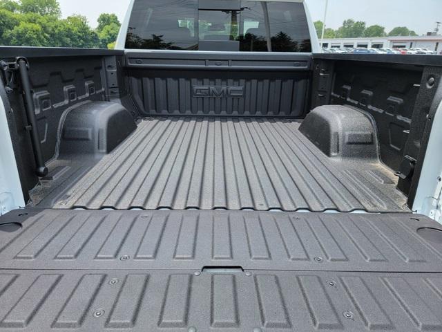 new 2025 GMC Sierra 1500 car, priced at $57,175
