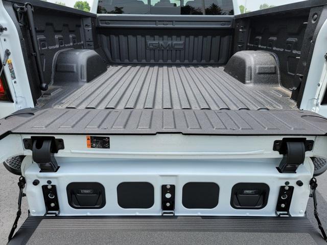new 2025 GMC Sierra 1500 car, priced at $57,175